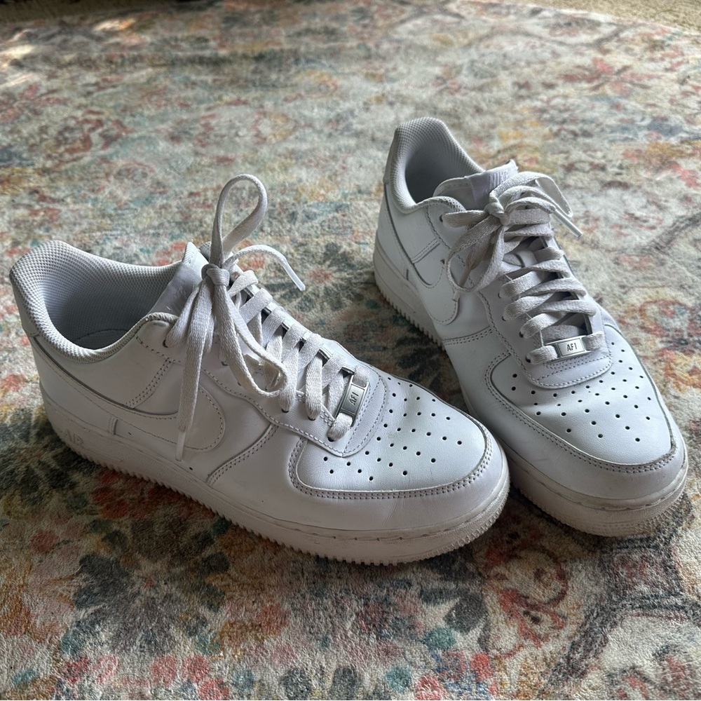 Men’s Air Force ones size 9